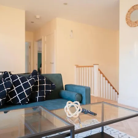 'Nomadic Nest' 2-Bed Executive Coach House + Free Parking! Apartamento Reading Exterior foto