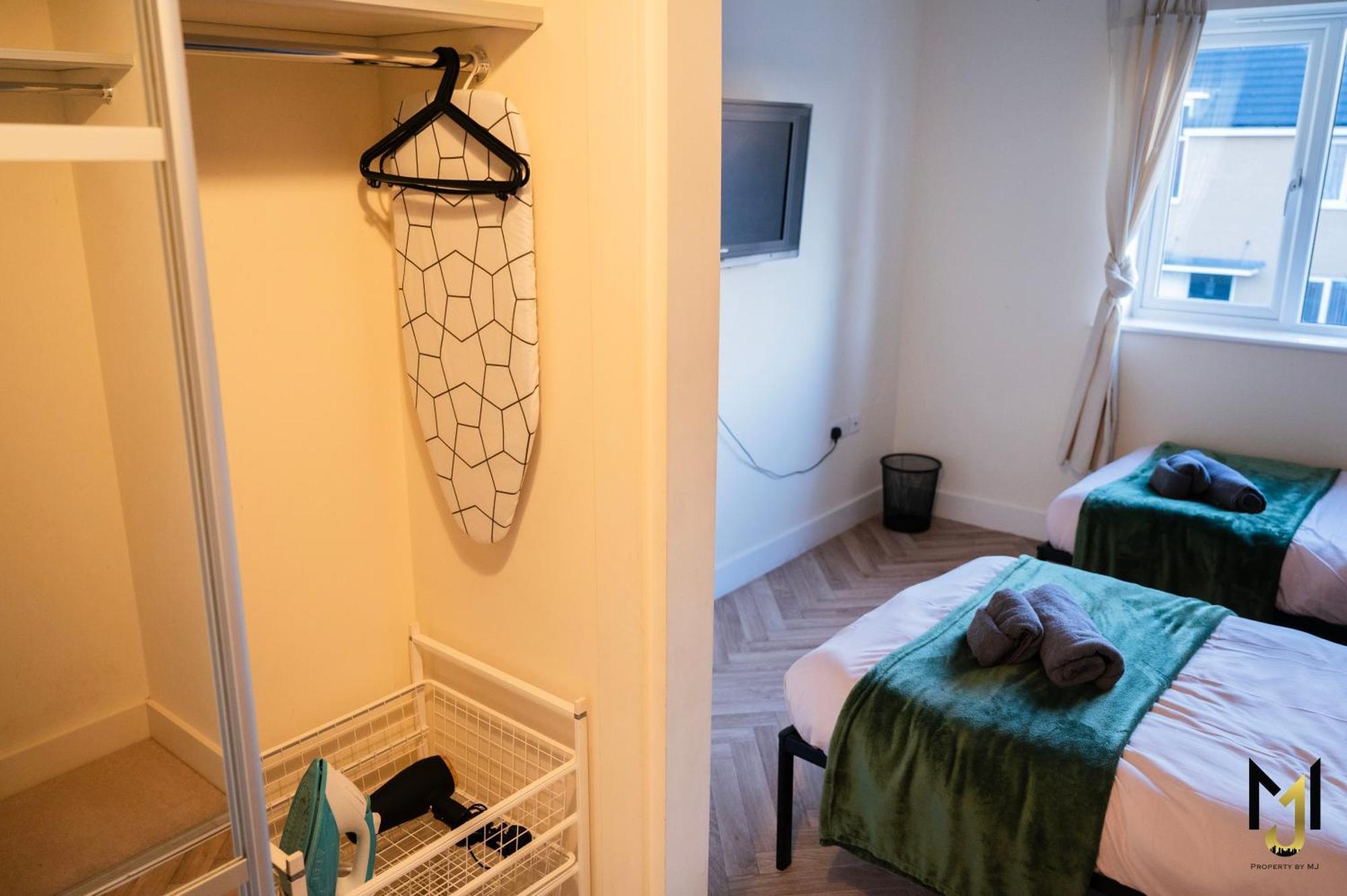 'nomadic Nest' 2-bed Executive Coach House + Free Parking!
