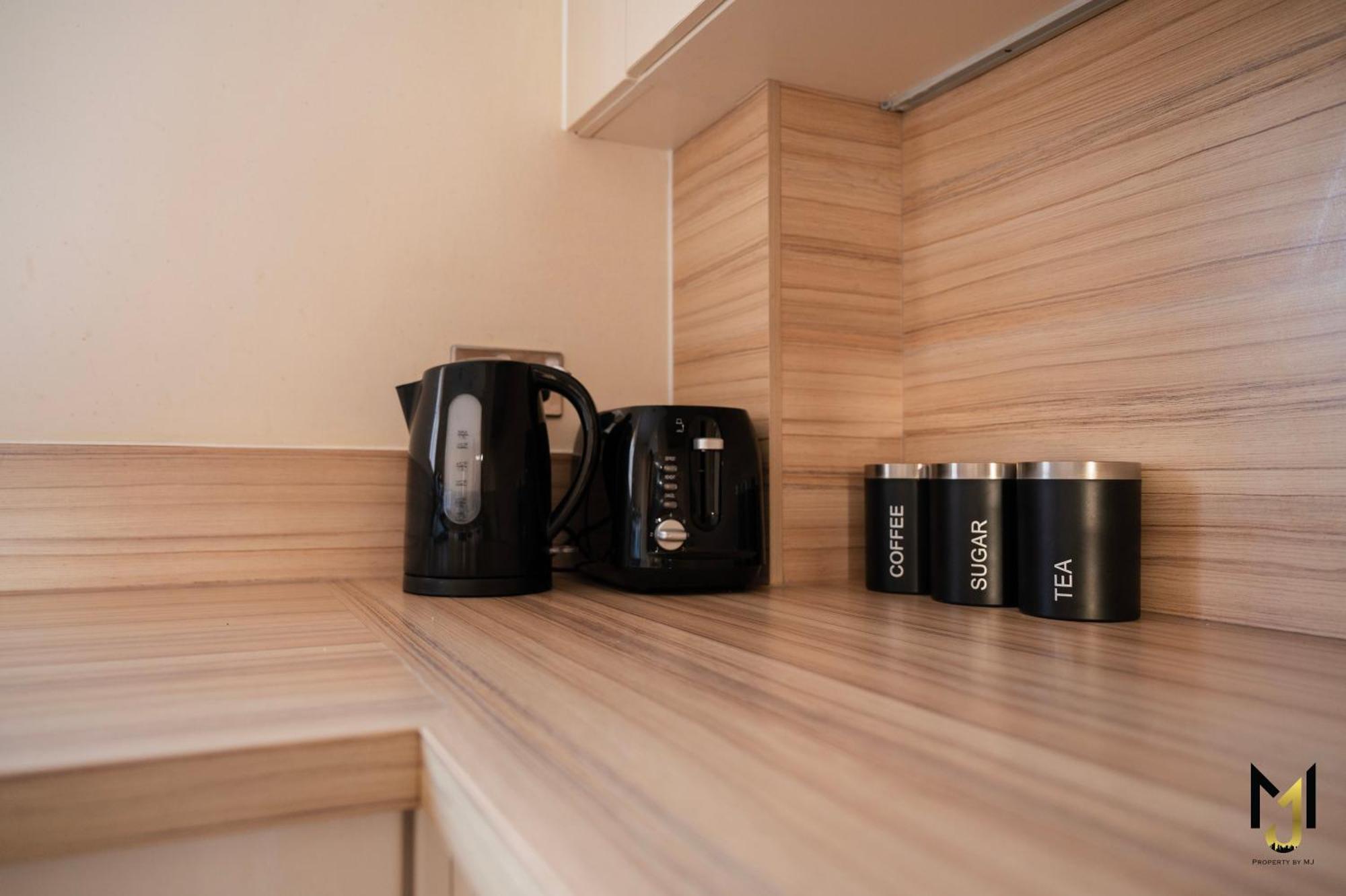 'nomadic Nest' 2-bed Executive Coach House + Free Parking! Apartment *