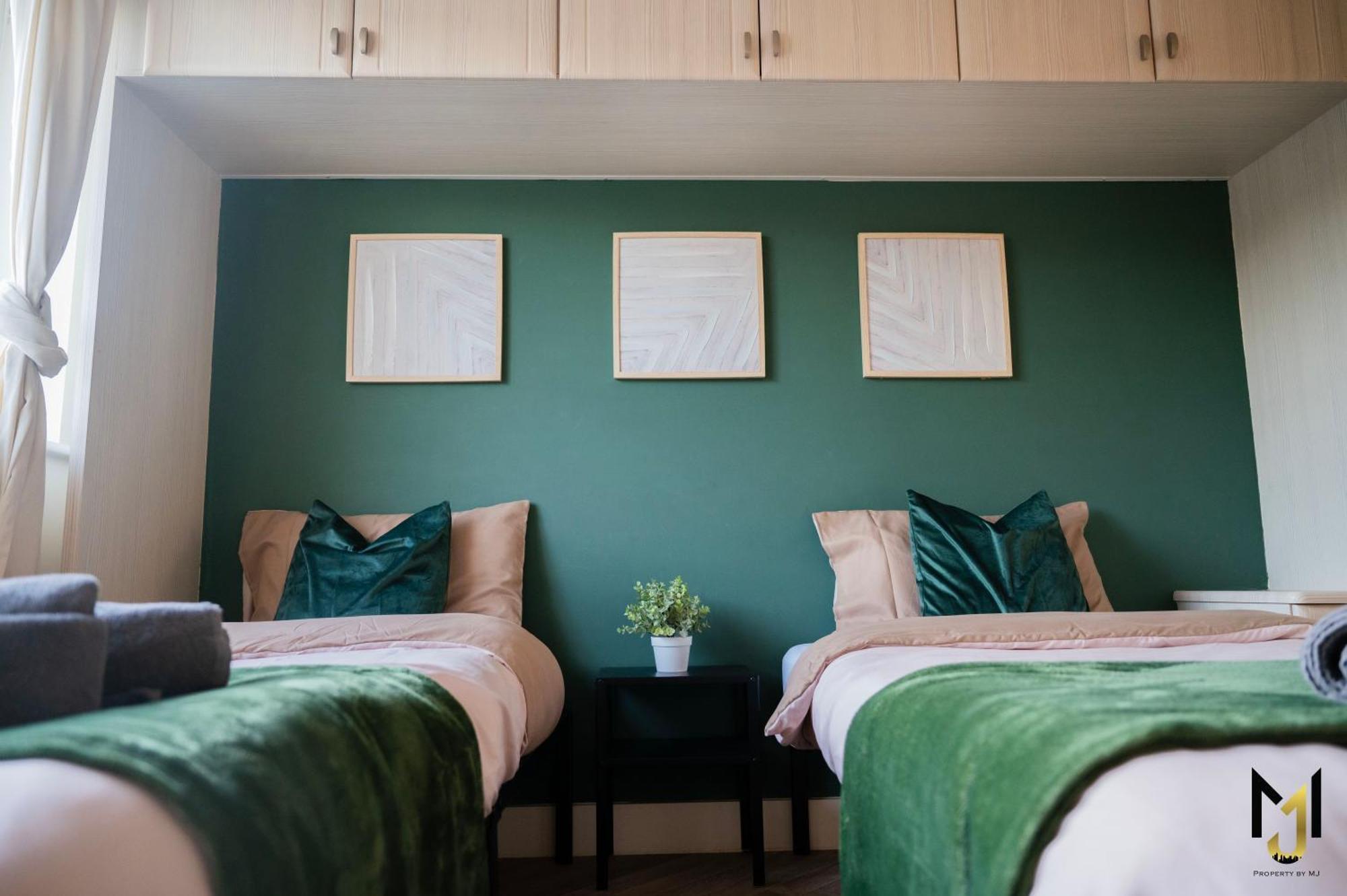 Apartment 'nomadic Nest' 2-bed Executive Coach House + Free Parking! *