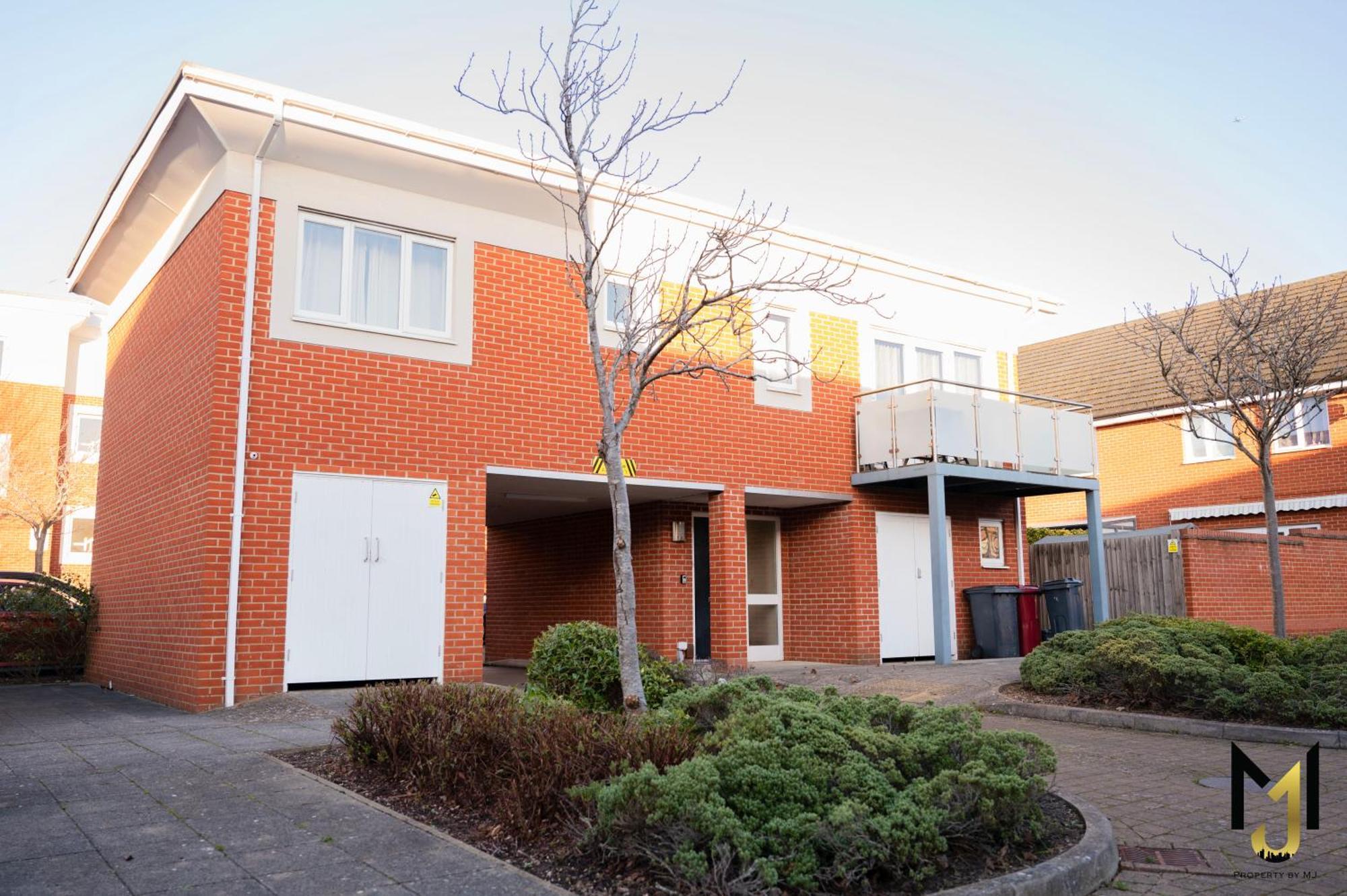 'nomadic Nest' 2-bed Executive Coach House + Free Parking! Appartement