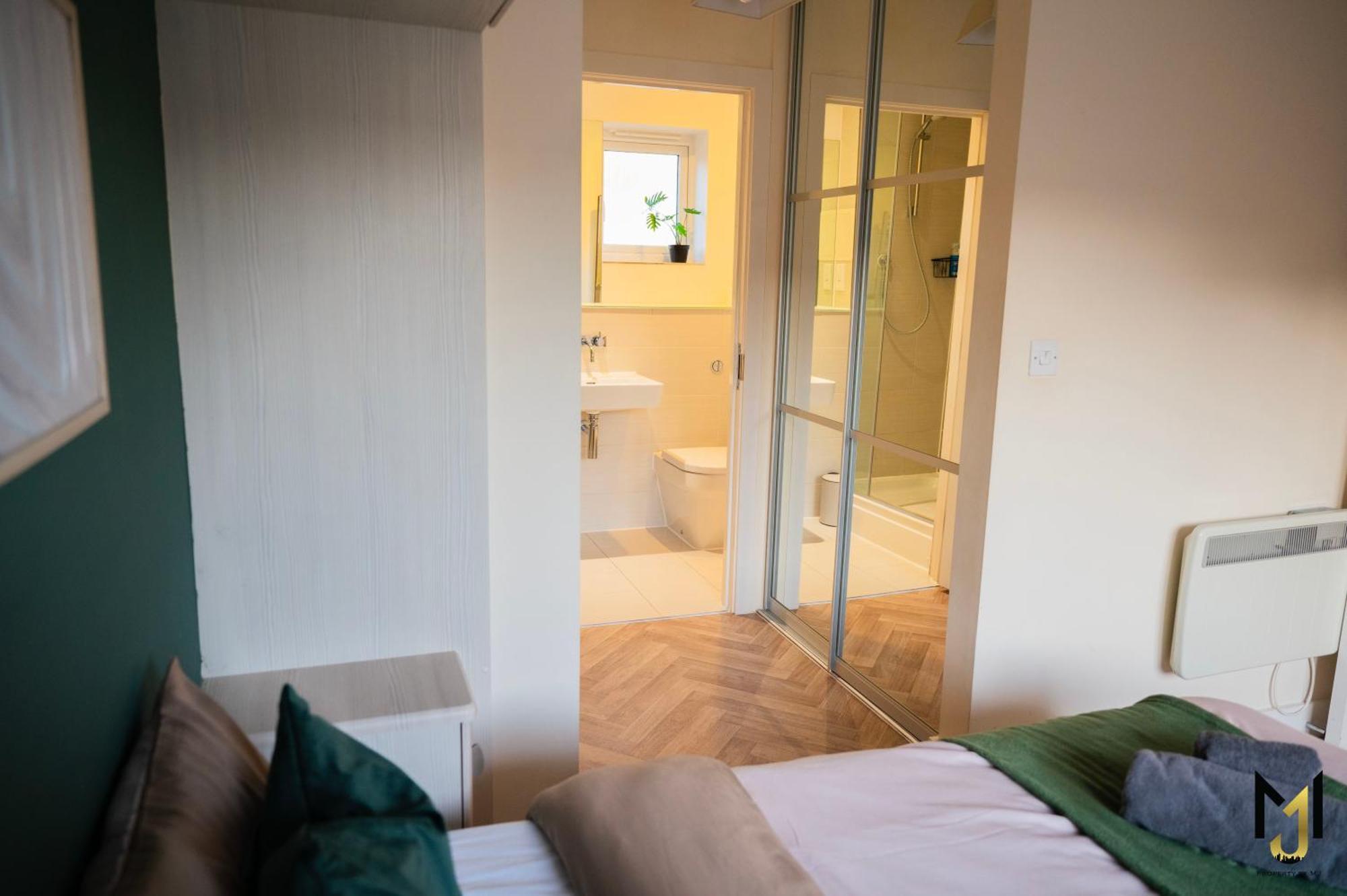 Appartement 'nomadic Nest' 2-bed Executive Coach House + Free Parking! Reading
