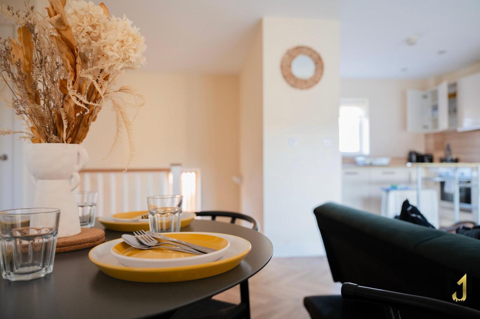 Appartement 'nomadic Nest' 2-bed Executive Coach House + Free Parking! Reading